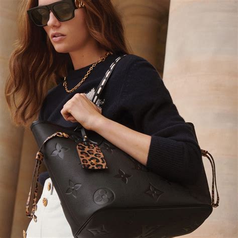 louis vuitton wild at heart on the go|animal print louis vuitton bag.